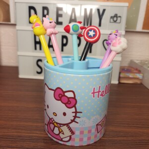Cute Hello Kitty Metal Penstand (Big Size)